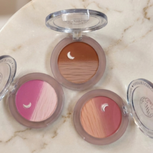 رژگونه دو رنگ ماه پینترستی از برند با کیفیت hudaaa.muji